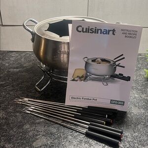Cuisinart Stainless Steel Fondue Set w/ Colorful Handles set of 8 Possibly new